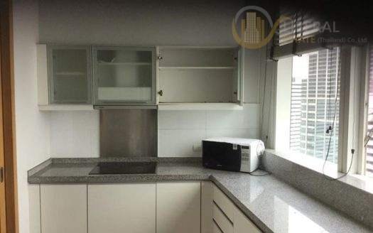 LTH330 – Condo Millennium Residence FOR RENT 3 bedrooms 146 SQ.M. on very high floor nearby Asoke BTS ONLY 90,000 THB / month