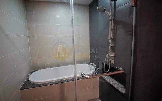 LTH748 – Millennium Residence FOR SALE with tenant 2 beds 2 baths size 90 SQ.M. nearby BTS Asoke station ONLY 13.9 MB