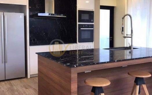 LTH2897 – Penthouse FOR RENT in Ekkamai area 3+1 beds 3 baths size 230 Sq.M. Nearby BTS Ekkamai Station ONLY 115k/Month
