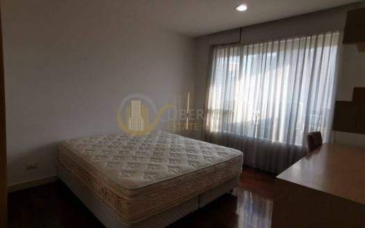 Condo Wilshire FOR SALE 3 beds 3 baths size 210 Sq.M. Nearby BTS Phrom Phong station ONLY 19.4 MB