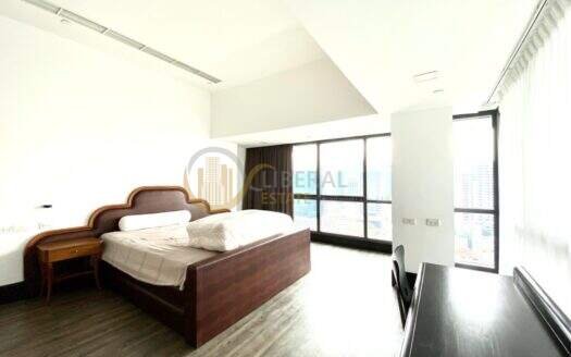 LTH3252 – Luxury Duplex with Private Pool Le Raffine Sukhumvit 39 FOR RENT 3 beds size 393.8 Sq.M. BTS Phrom Phong Station ONLY 200k /Month