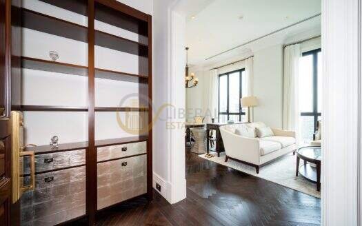 LTH3014 – 98 Wireless FOR RENT 2 beds 3 baths size 121 Sq.M. Nearby BTS Phloen Chit station ONLY 210k/Month