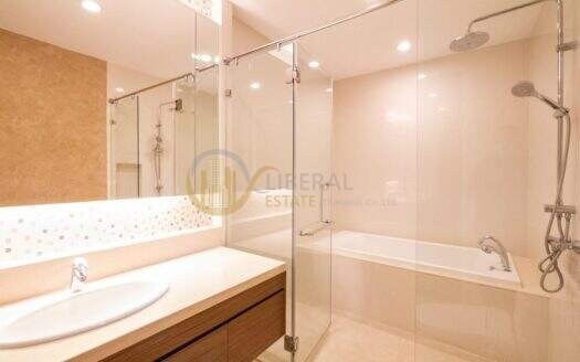 LTH3231 – Bright Sukhumvit 24 FOR RENT 3 beds 3 baths size 188 Sq.M. Nearby BTS Phrom Phong station ONLY 125k/Month