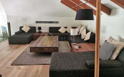 LTH3199 – Penthouse FOR SALE in Phrom Phong area 4 beds 5 baths size 400 Sq.M. Nearby BTS Phrom Phong station ONLY 47 MB