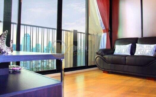 LTH3018- Noble Reveal FOR SALE 2 beds 1 bath size 63 Sq.M. Nearby BTS Ekkamai station ONLY 11.8 MB