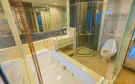 LTH3327 – The Address Sathorn FOR SALE 2 beds 2 baths size 65.87 Sq.M. Near BTS Chong Nonsi station ONLY 13 MB