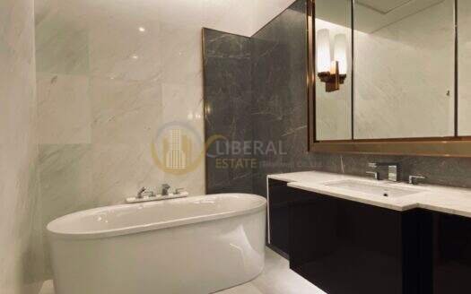 LTH3726 – Sindhorn Tonson FOR SALE 2 beds 3 baths size 107 Sq.M. Nearby MRT Lumpini station ONLY 20.9 MB