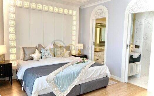 LTH3930 – Ultimate luxury colonial style at Park 24 FOR RENT 2 beds size 96 Sq.M. Nearby BTS Phrom Phong station ONLY 100k/Month