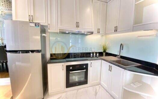 LTH3930 – Ultimate luxury colonial style at Park 24 FOR RENT 2 beds size 96 Sq.M. Nearby BTS Phrom Phong station ONLY 100k/Month