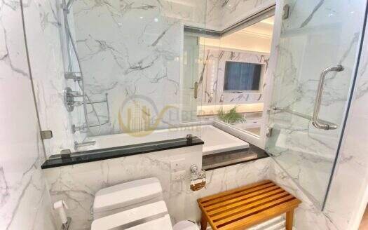 LTH3930 – Ultimate luxury colonial style at Park 24 FOR RENT 2 beds size 96 Sq.M. Nearby BTS Phrom Phong station ONLY 100k/Month