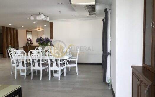 LTH3941– Baan Suanpetch FOR RENT 3 beds 4 baths size 265 Sq.M. Nearby BTS Phrom Phong station ONLY 80k/Month