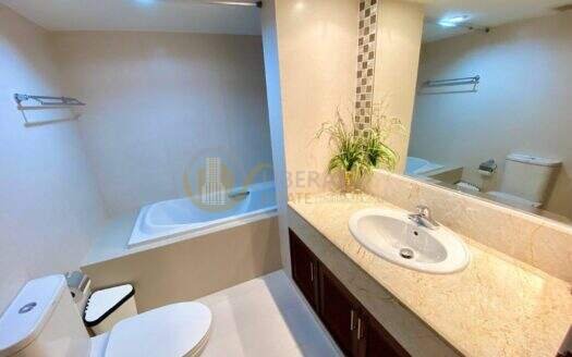 LTH3898 – Baan Suanpetch FOR SALE 3 beds 3 baths size 129 Sq.M. Nearby BTS Phrom Phong station ONLY 17.8 MB