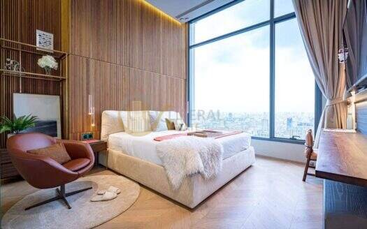 LTH4062 – Duplex Penthouse Type at Asoke FOR RENT 2+1 bed 2 bath size 165 Sq.M. Nearby MRT Sukhumvit station ONLY 180k/Month