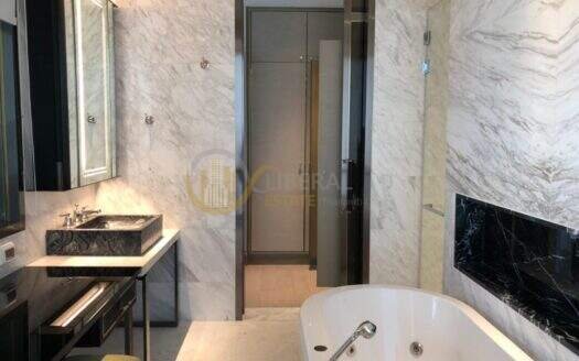 LTH4078 – Super Luxury Condo The Residences At Mandarin Oriental FOR RENT 3 beds size 222 Sq.M. Nearby BTS Charoen Nakhon station ONLY 350k/Month