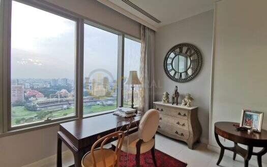 LTH4152 – 185 Rajadamri FOR RENT 2 beds 2 baths size 108 Sq.M. Nearby BTS Ratchadamri Station ONLY 100k/Month