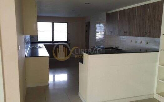 LTH4598 – Empire House FOR SALE 3 beds 4 baths size 227 Sq.M. Nearby BTS Ekkamai station ONLY 14 MB
