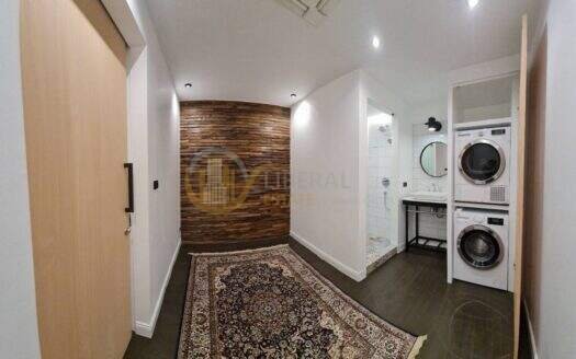 LTH4517 – Penthouse FOR RENT in Ekkamai 4 beds 4 baths size 255 Sq.M. Nearby BTS Ekkamai station ONLY 200k/Month