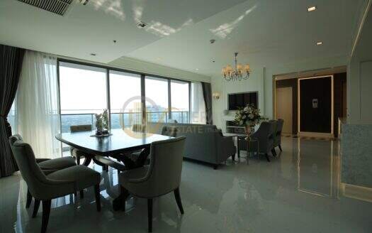 LTH4861 – Star View FOR RENT 3 beds 3 baths size 160 Sq.M. Nearby BTS Surasak Station ONLY 130k/Month