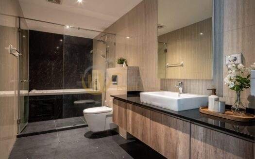 LTH5018 – The Unique Sukhumvit 62/1 FOR SALE 3 beds 4 baths size 125 Sq.M. Nearby BTS Bang Chak station ONLY 15 MB