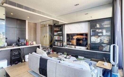 LTH5118 – Saladaeng One FOR SALE 1 bed 1 bath size 57 Sq.M. Nearby MRT Lumphini station ONLY 20.5 MB