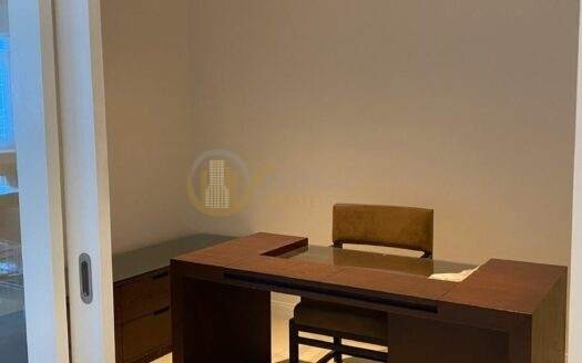 LTH5129 – Athenee Residence FOR RENT 3 beds 3 baths size 189 Sq.M. Nearby BTS Phloen Chit station ONLY 125k/Month