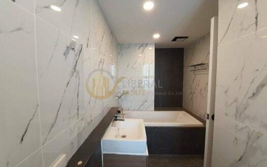 LTH5093 – D.S. Tower 2 Sukhumvit 39 FOR SALE 3 beds 2 baths size 137 Sq.M. Near BTS Phrom Phong station ONLY 13.9 MB