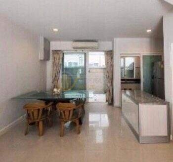 LTH5207 – Townhouse FOR SALE in Sathorn 3 beds 3 baths Size 200 Sq.M. nearby BTS Surasak Station ONLY 15 MB