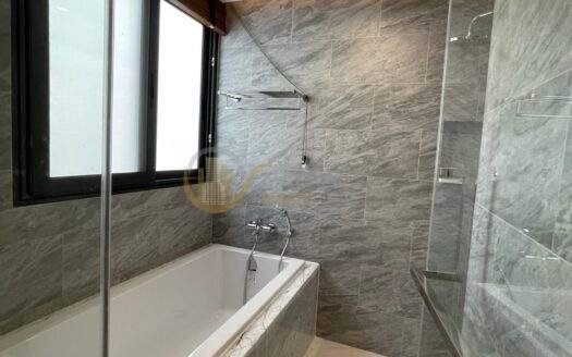 LTH5294 – Apartment FOR RENT in Phrom Phong 2 beds 2 baths size 80 Sq.M. Nearby BTS Phrom Phong station ONLY 75k/Month