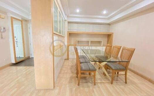 LTH5403 – Royal Castle FOR RENT 3 beds 2 baths size 140 Sq.M. Nearby BTS Phrom Phong station ONLY 50k/Month