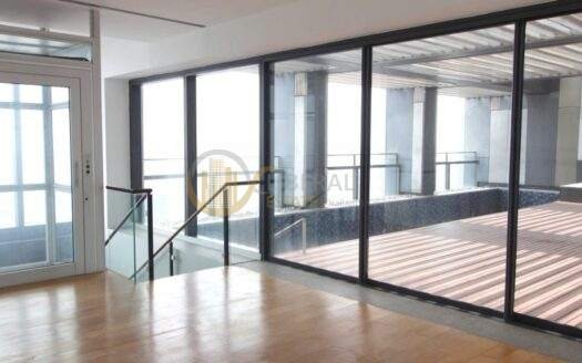 LTH5398 – Triplex Penthouse at The Met FOR SALE 4 beds 4 baths Size 548 Sq.M. nearby BTS Chong Nonsi Station ONLY 119 MB