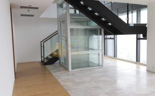 LTH5398 – Triplex Penthouse at The Met FOR SALE 4 beds 4 baths Size 548 Sq.M. nearby BTS Chong Nonsi Station ONLY 119 MB