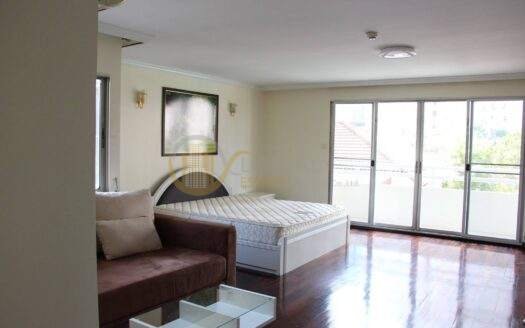 LTH5164 – Regent on the Park 1 FOR RENT 3 beds 3 baths size 249 Sq.M. Nearby BTS Phrom Phong station ONLY 55k/Month