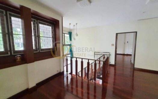 LTH5285 – House FOR RENT in Sathorn 4 beds 3 baths size 500 SQ.M. Nearby BTS Saint Louis Station ONLY 90k/Month