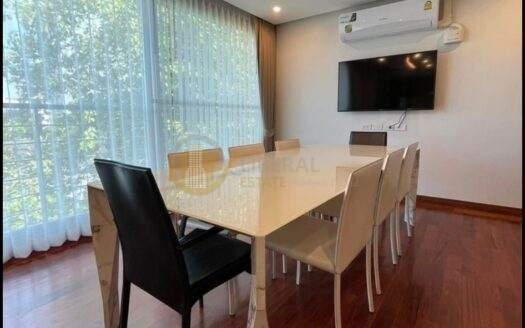 LTH5281 – Service Apartment FOR RENT in Thonglor 3 beds 3 bath size 215 Sq.M. Nearby BTS Thonglor station ONLY 100k/Month