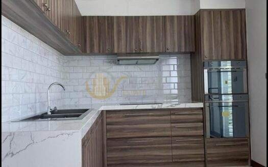 LTH5281 – Service Apartment FOR RENT in Thonglor 3 beds 3 bath size 215 Sq.M. Nearby BTS Thonglor station ONLY 100k/Month