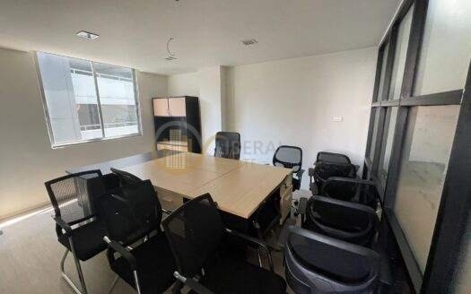 LTH5288 – Office FOR RENT in Thonglor size 70 SQ.M. Nearby BTS Thonglor Station ONLY 60k/Month