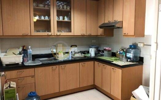 LTH5352 – Baan Preuksasiri Suanplu FOR SALE 3 beds 3 baths size 129 Sq.M. Nearby BTS Chong Nonsi station ONLY 13.6 MB