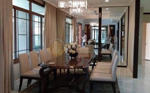 LTHC5354 – House FOR RENT in Pattanakarn 4 beds 5 baths size 400 Sq.M. Nearby ARL Huamak station ONLY 150k/Month
