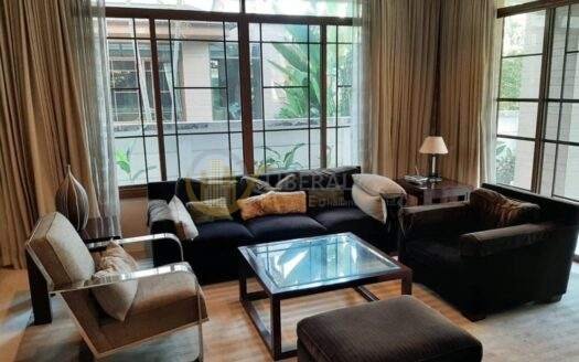 LTHC5354 – House FOR RENT in Pattanakarn 4 beds 5 baths size 400 Sq.M. Nearby ARL Huamak station ONLY 150k/Month