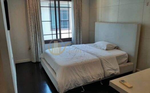 LTHC5354 – House FOR RENT in Pattanakarn 4 beds 5 baths size 400 Sq.M. Nearby ARL Huamak station ONLY 150k/Month