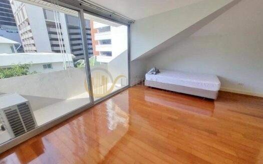LTH5397 – House in Compound FOR RENT in Phrom Phong 3 beds 4 baths size 300 Sq.M. Nearby BTS Phrom Phong station ONLY 80k/Month