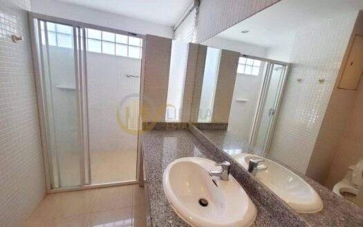 LTH5397 – House in Compound FOR RENT in Phrom Phong 3 beds 4 baths size 300 Sq.M. Nearby BTS Phrom Phong station ONLY 80k/Month