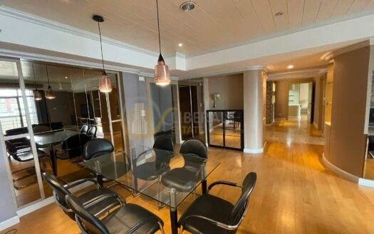 LTH5418 – Royal Castle FOR RENT 2 beds 2 baths size 133 Sq.M. Nearby BTS Phrom Phong station ONLY 50k/Month