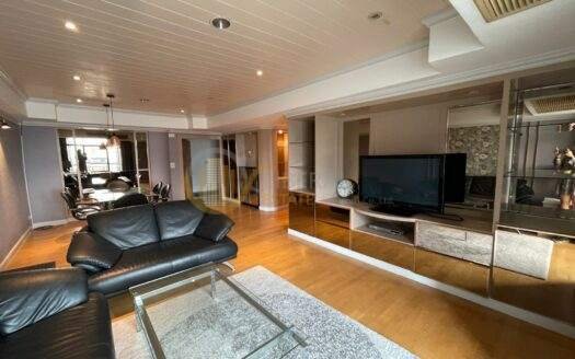 LTH5418 – Royal Castle FOR RENT 2 beds 2 baths size 133 Sq.M. Nearby BTS Phrom Phong station ONLY 50k/Month