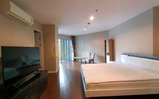 LTH5438 – Belle Grand Rama 9 FOR RENT 3 beds 2 baths size 141 Sq.M. Nearby MRT Rama 9 station ONLY 80k/Month