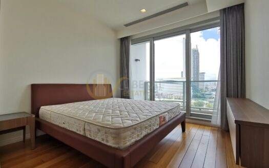 LTHC5538 – The River FOR RENT 2 beds 2 baths size 101 Sq.M. Nearby BTS Charoennakorn station ONLY 65k/Month