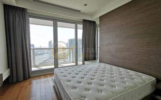 LTHC5539 – The River FOR RENT 2+1 beds 2 baths size 133 Sq.M. Nearby BTS Charoennakorn station ONLY 65k/Month