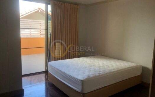 LTH5486 – Townhouse FOR RENT in Sathorn 3 beds 4 baths size 34 Sq.W. Nearby BTS Saint Louis station ONLY 65k/Month