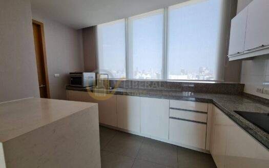 LTHC5480 – Millennium Residence FOR SALE 3 beds 3 baths Size 146 Sq.M. nearby BTS Asoke Station ONLY 28 MB