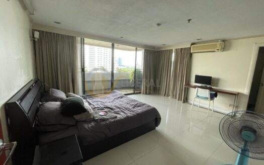 LTH5640 – Fairview Tower FOR RENT 3 beds 4 baths size 264 Sq.M. Nearly BTS Asoke station ONLY 60k/Month